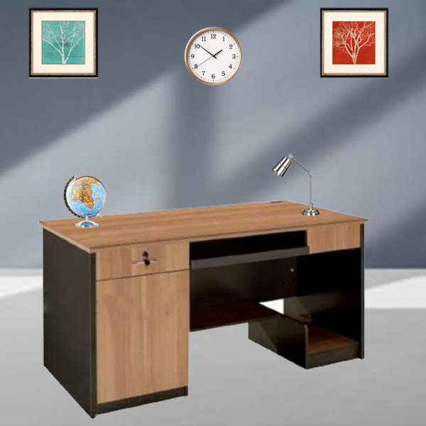 Office desk (4X2)