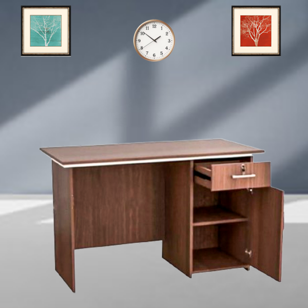 Office desk (4X2)